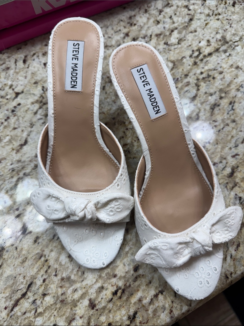White eyelet Steve Madden Rozee slip on heels size 8.5